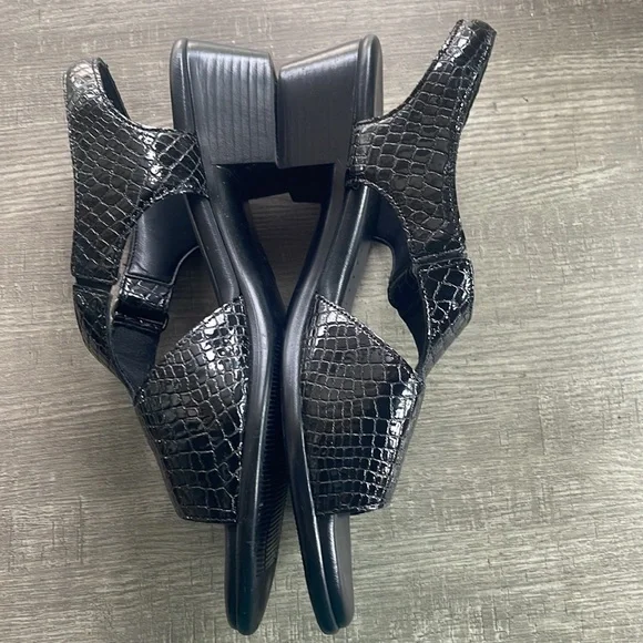 SAS Suntimer - Heeled Sandal - Picture 6 of 8